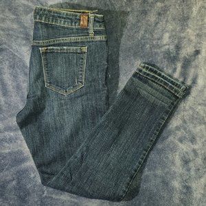 Vera Wang Simply Vera Ladies' skinny jeans in size 10-P/ 30" waist